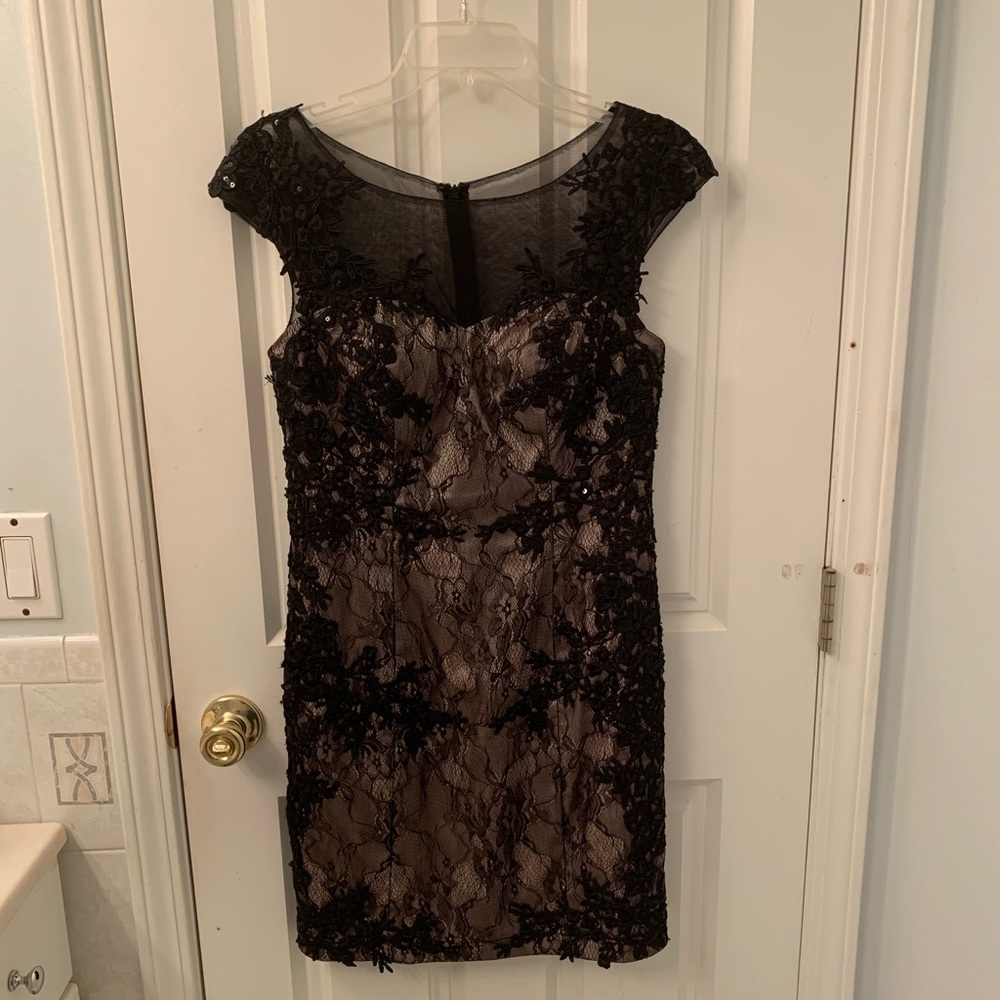 Elegant evening gown with intricate thread work